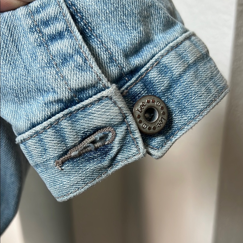 Lee Classic Blue Jean Jacket - Picture 7 of 11